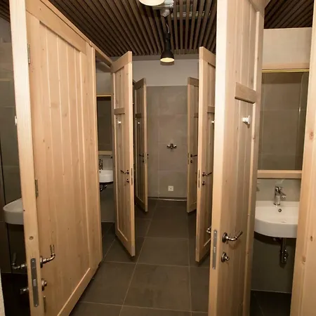 بيت للعطل Danica Stan